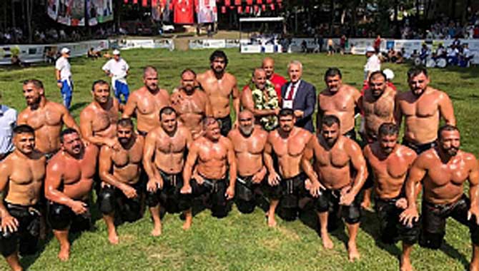 HENDEK BELEDİYESİNDEN AHDE VEFA 