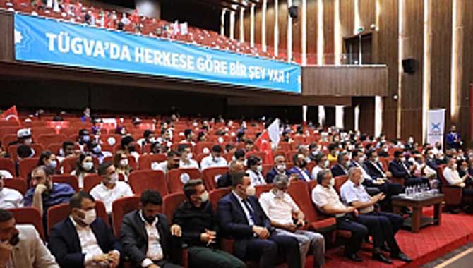 İlim ve irfan sahibi gençler ülkemizin umududur