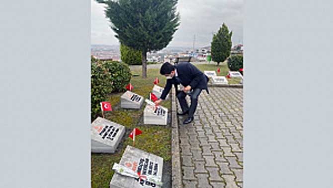 Rektör Sarıbıyık’ın Zafer Bayramı mesajı