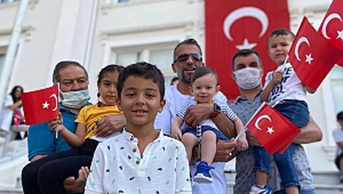 Sakarya, bayramı coşkuyla kutladı