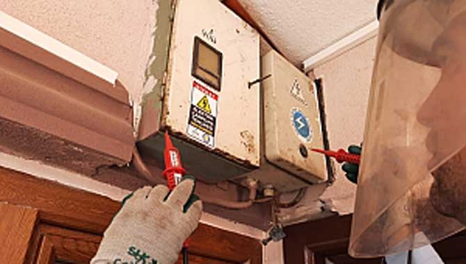 SEDAŞ Normlara Uygun Olmayan Tesisatları Etiketliyor 