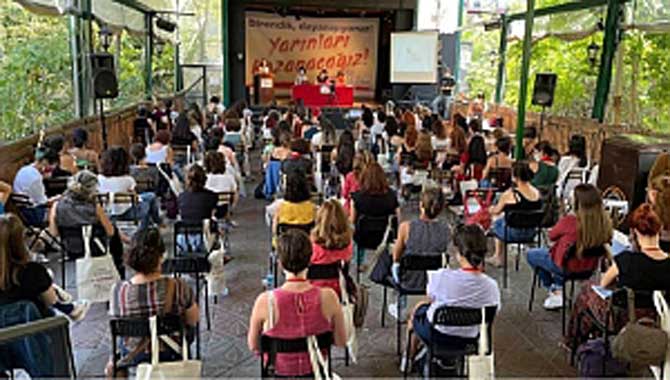 TKP'nin 13. Konferansı'nda kurulma kararı alınan Kadın Dayanışma Komiteleri birinci kurultayını hafta sonu Ankara’da topladı.