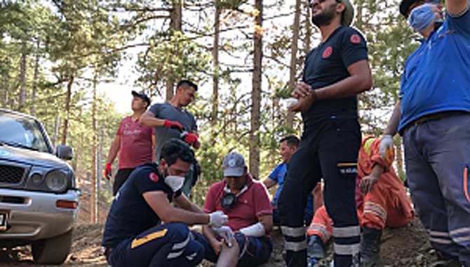 Yangın bölgesinde yaraları sarıyorlar
