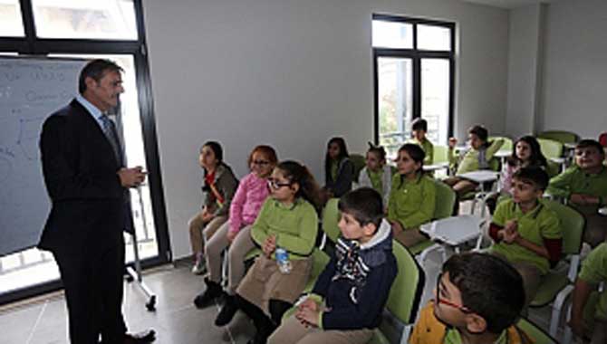 Başkan Alemdar Yeni Eğitim Öğretim Dönemini Kutladı