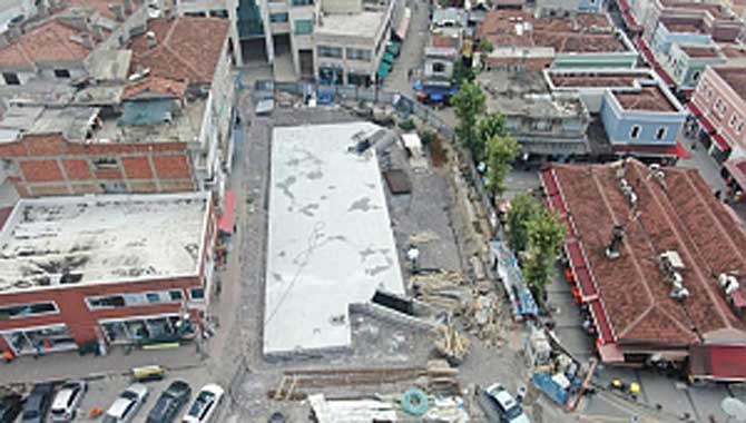 Başkan Ekrem Yüce, mecliste o iddialara cevap verdi “Unkapanı Meydanı’nı halkımızın hizmetine sunacağız”