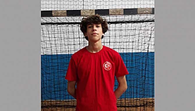 Büyükşehir sporcusu Milli Takım kampında