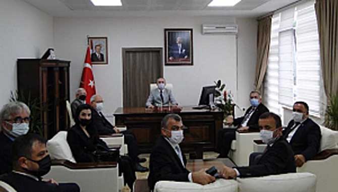 İYİ Parti Adapazarı Teşkilatı Adapazarı Kaymakamını ziyaret etti