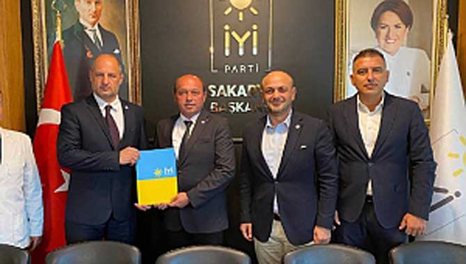 Özkan'a bir şikayette İYİ Parti Sakarya Teşkilatından (HABER)