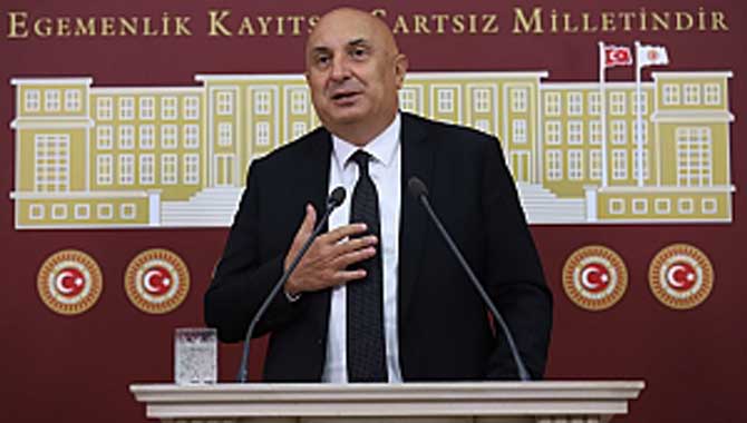 ÖZKOÇ “ERDOĞAN SORUNLARI ÇÖZEMEDİĞİ İÇİN TERÖRİST ÜRETİYOR”