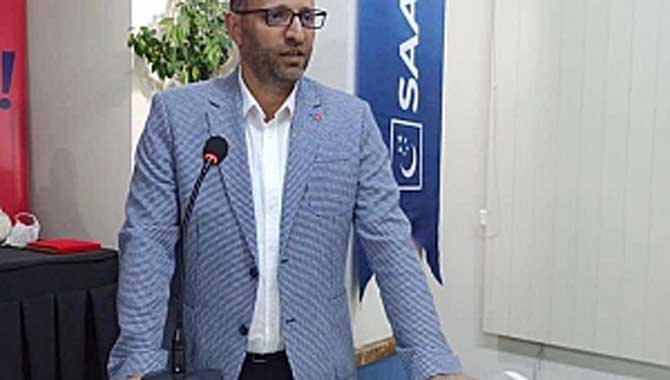  Saadet Partisi Adapazarı İlçe Başkanı Aytaç Çakıroğlu yaptığı basın açıklamasında sağlık sisteminin ne denli tıkandığını gösteren bir konuya değindi.