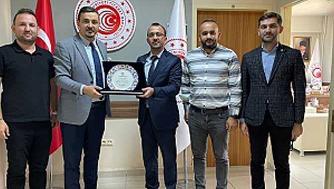 SAKARYA GİAD SAKARYA TİCARET İL MÜDÜRÜ EMRE ATMACAYI ZİYARET ETTİ