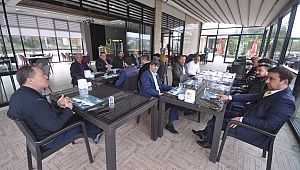 BAŞKAN SOĞUK HAVA DEPOCULARIYLA BULUŞTU 