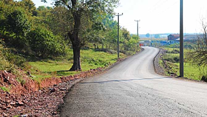 Büyükşehir asfaltta ara vermiyor 