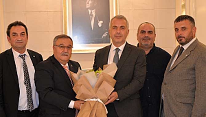 HENDEK BELEDİYESİ’NDE SÖZLEŞME SEVİNCİ 