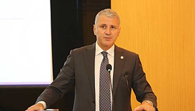 Kadın İstihdamına Ağırlık Vermeliyiz 