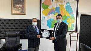 SAKARYA GİAD SERDİVAN KAYMAKAMI ALİ CANDANI ZİYARET ETTİ 