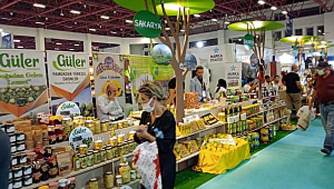 Sakarya Yöresel Ürünleriyle Antalya YÖREX Fuarında 