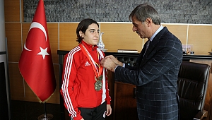 Başkan Alemdar Şampiyonu Ağırladı 