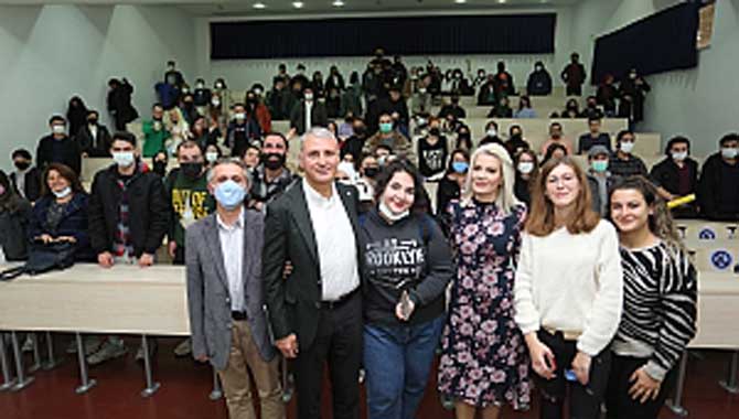 Başkan Altuğ Üniversiteli Gençler ile Buluştu 