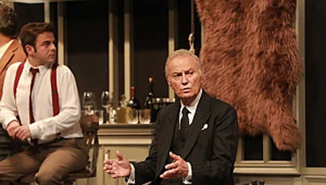 “On Kişiydiler” Ayakta Alkışlandı 