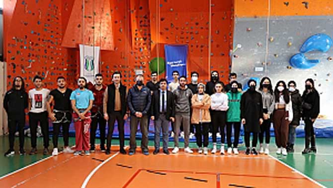 Spor faaliyetleri tırmanış etkinliği ile başladı 