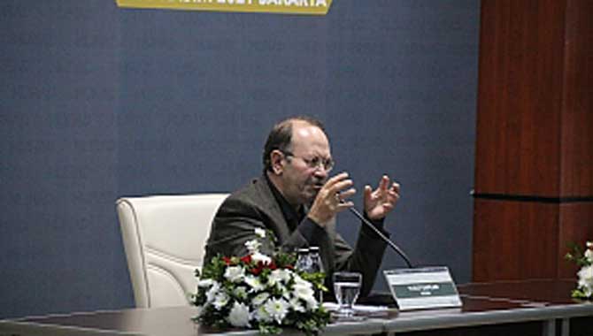 YUSUF KAPLAN MÜSİAD’DA KONFERANS GERÇEKLEŞTİRDİ 