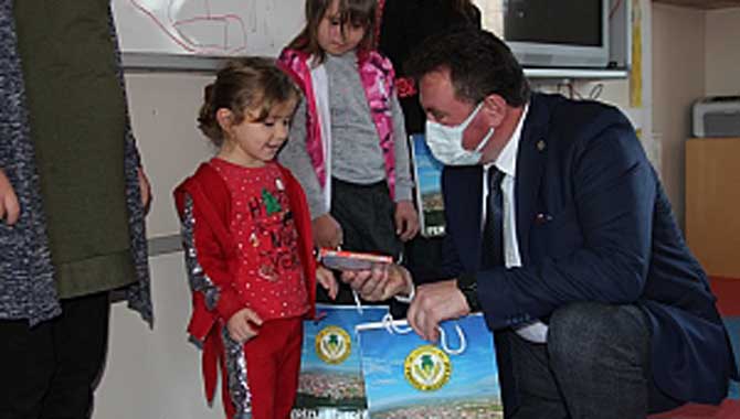 BAŞKAN GÜNDOĞDU'DAN 3 ARALIK DÜNYA ENGELLİLER GÜNÜNDE ANLAMLI ZİYARET 