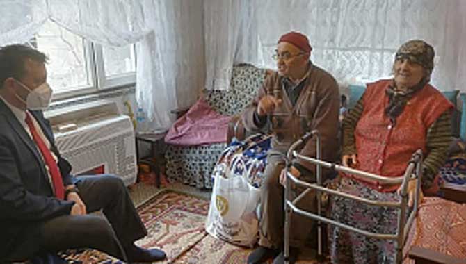 Başkan Gündoğdu, Yaşlı Vatandaşları Yalnız Bırakmıyor 