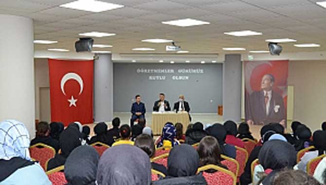 Başkan Özen, Sapanca Kız Anadolu İmam Hatip Lisesi’ne Misafir oldu