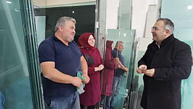 Dokumacı ''Esnaf sattığını yerine koyamıyor'' 