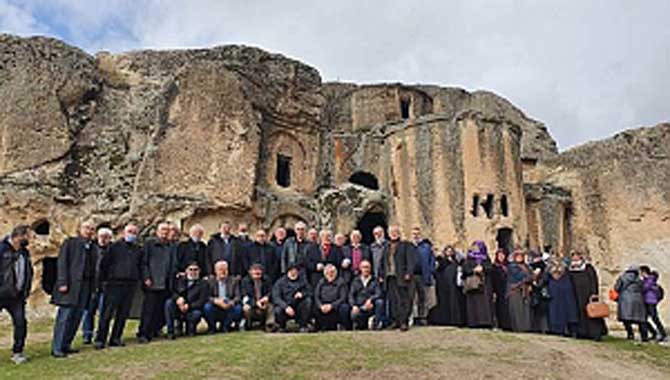 İmam Hatip Lisesi 1980 mezunları Afyon'a Aile programı 