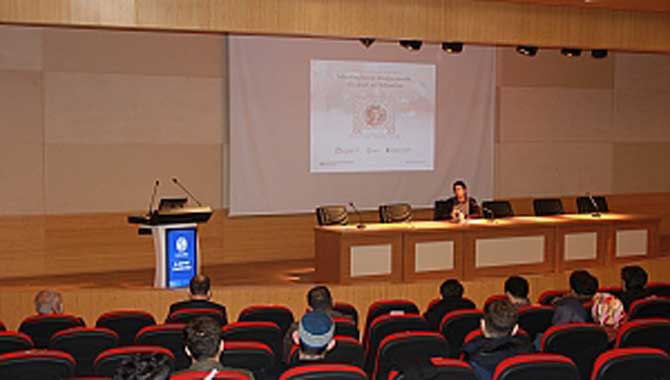 “Mezheplerin Doğuşunda Siyaset ve Yönetim” Konulu Seminer 