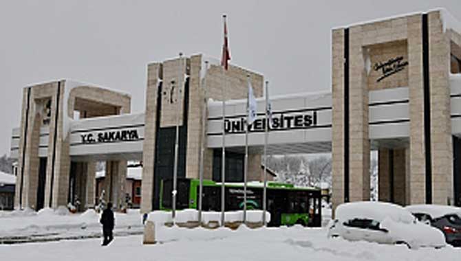 SAÜ Dünyanın En Çevreci 300 Üniversitesi Arasında 