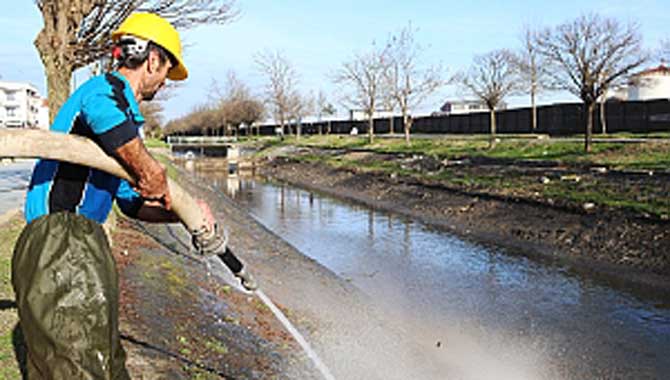 Şehrin sembolü Çark Deresi’nin doğası böyle korunuyor 