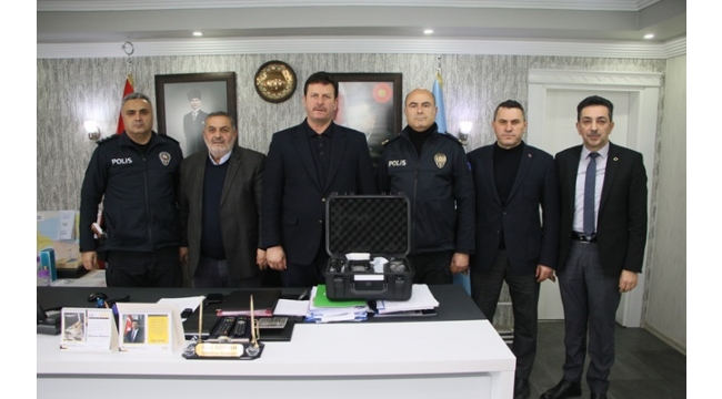 Akyazı Belediyesi’nden İlçe Emniyetine termal drone desteği 