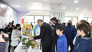 BAŞKAN EKREM YÜCE İLİM ŞENLİĞİNDE