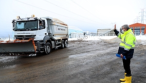 Büyükşehir 7/24 kar nöbetinde 