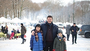 Çocuklar ‘Akyazı Kızak Şenliği’nde doyasıya eğlendi 