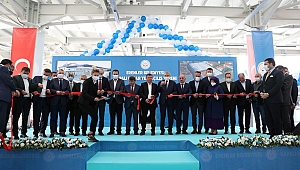 Erenler Kapalı Pazaryeri açıyoruz dediler Kapalı Otopark oldu ! 