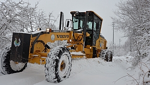 HENDEK BELEDİYESİ KAR TİMİ GECE-GÜNDÜZ SAHADA 