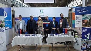 SUBÜ Bursa’da üniversite adaylarıyla buluştu 