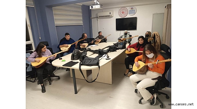 GENÇLİK MERKEZİ KURSLARI DEVAM EDİYOR