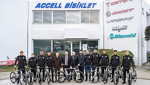 Sakarya Büyükşehir Bisiklet Takımı sponsorluklarla gücüne güç kattı 