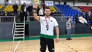 Şampiyon Sakarya Büyükşehir Belediyespor oldu 