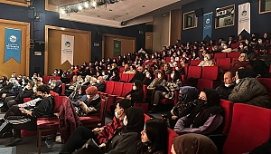 ‘Son 5 Dakika’ oyunu AKM’de sahnelendi 