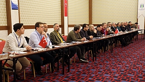 +1 Eğitim Modeli pozitif ayrıştırıyor 