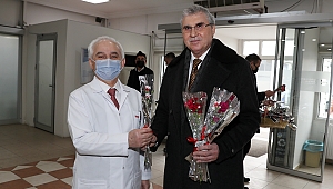 Başkan Ekrem Yüce, sağlık çalışanlarını ziyaret etti; 