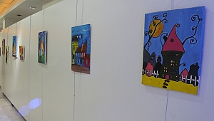 Farkındalık Gününde ‘Ayrımsız’ Sergi 