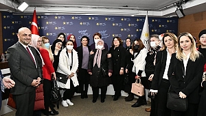 İYİ Parti Sakaryalı kadınlar TBMM Grup Toplantısına katıldı 