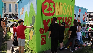 23 Nisan şenliklerinde SEDAŞlı çocuklar mutluluğunu trafoya yansıttı 